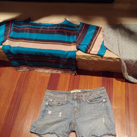 Shirts - Picture 3 of 3